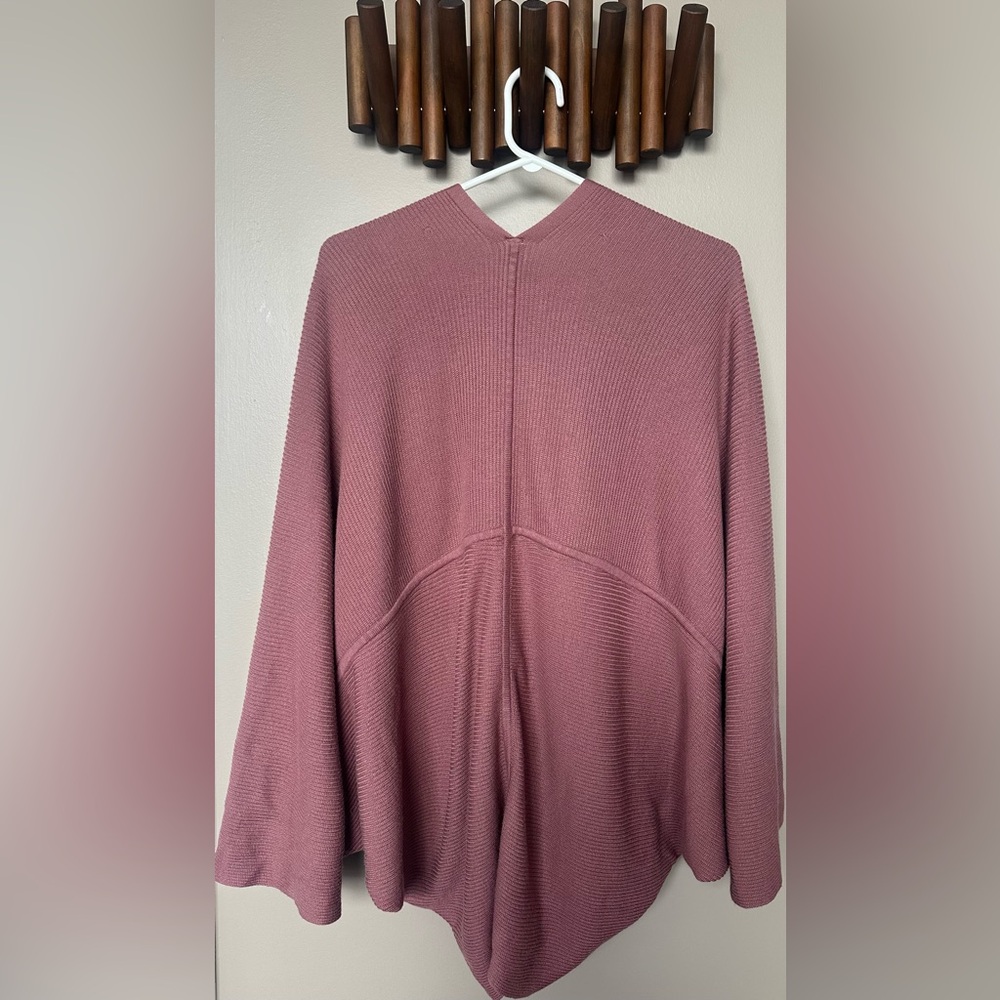Lululemon Mauve Ribbed Cardigan - Picture 2 of 6